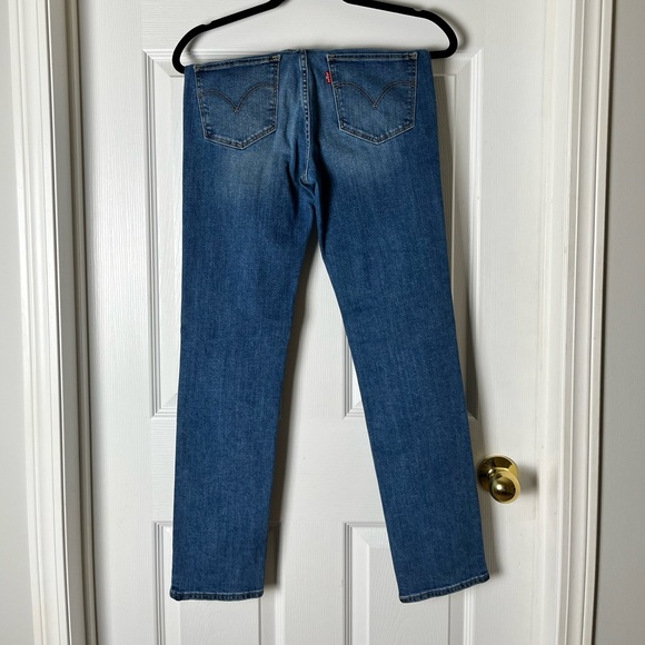 WOMENS LEVIS JEANS - Picture 2 of 3